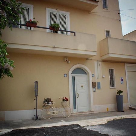 Il Giardino Nascosto Bed and Breakfast Portopalo Di Capo Passero Eksteriør billede